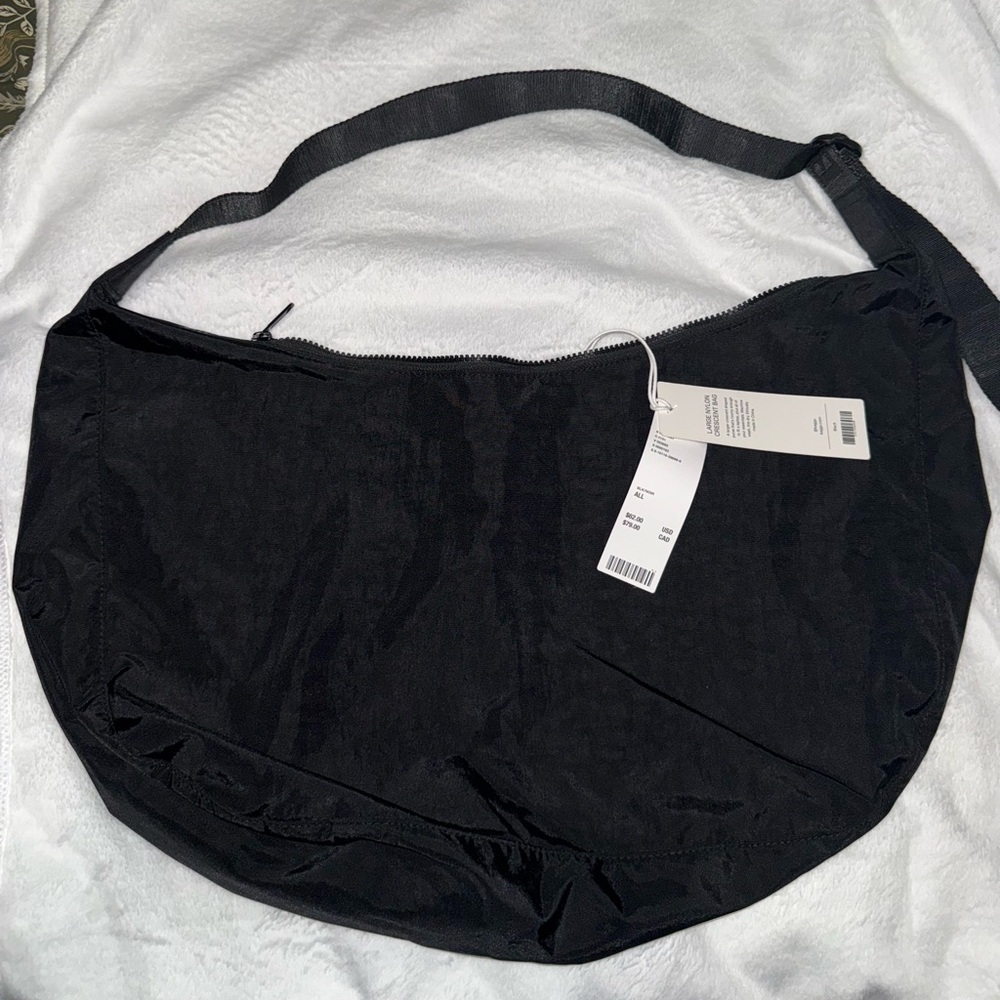 Baggu Large Crescent Bag. Brand new with tags. Never worn